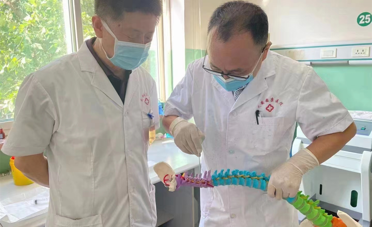 缺血性脑血管病引起头痛应如何处理?